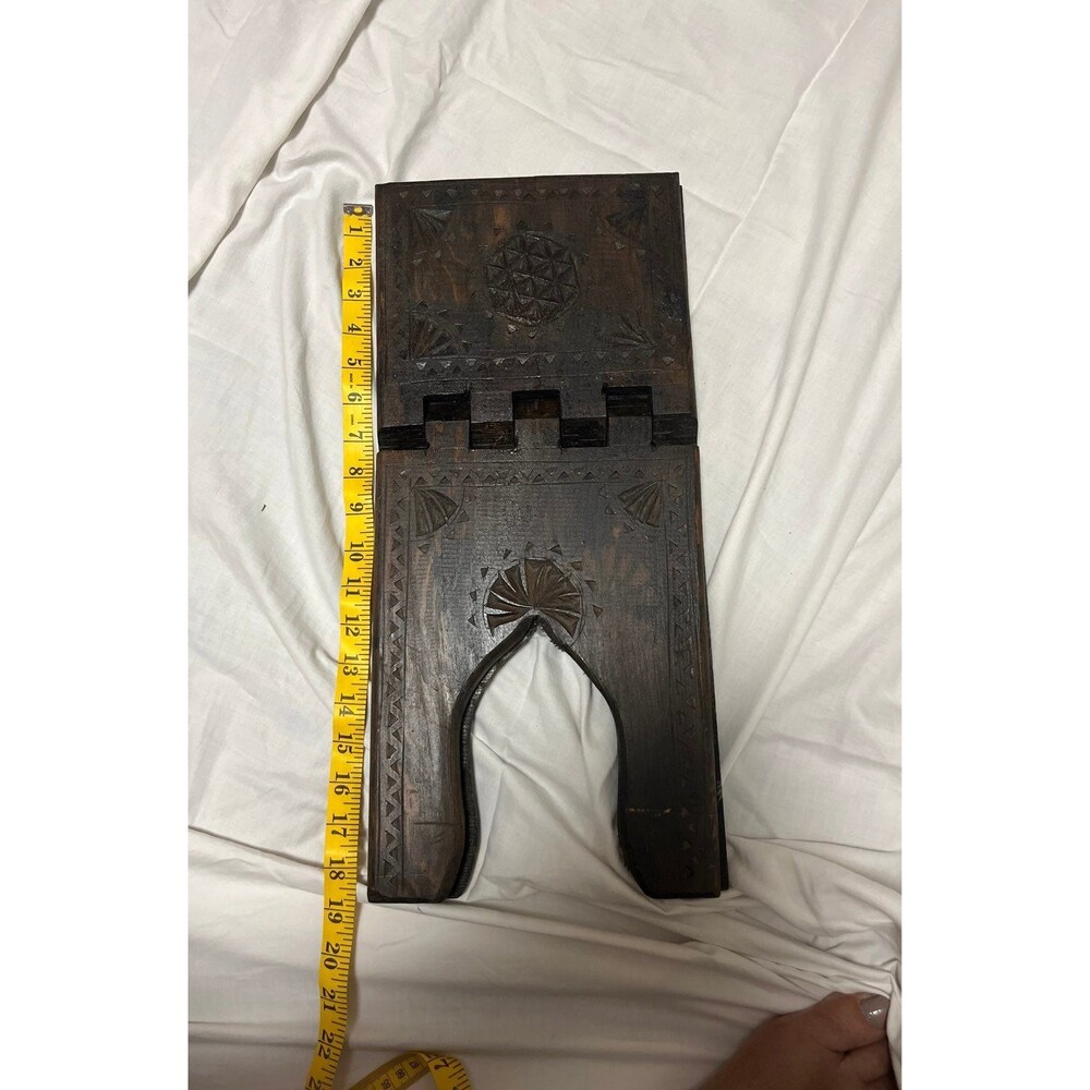 Book holder - Picture 6 of 7